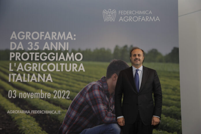 Agrofarmaci: Taglio UE del 62% minaccia produzione e qualità